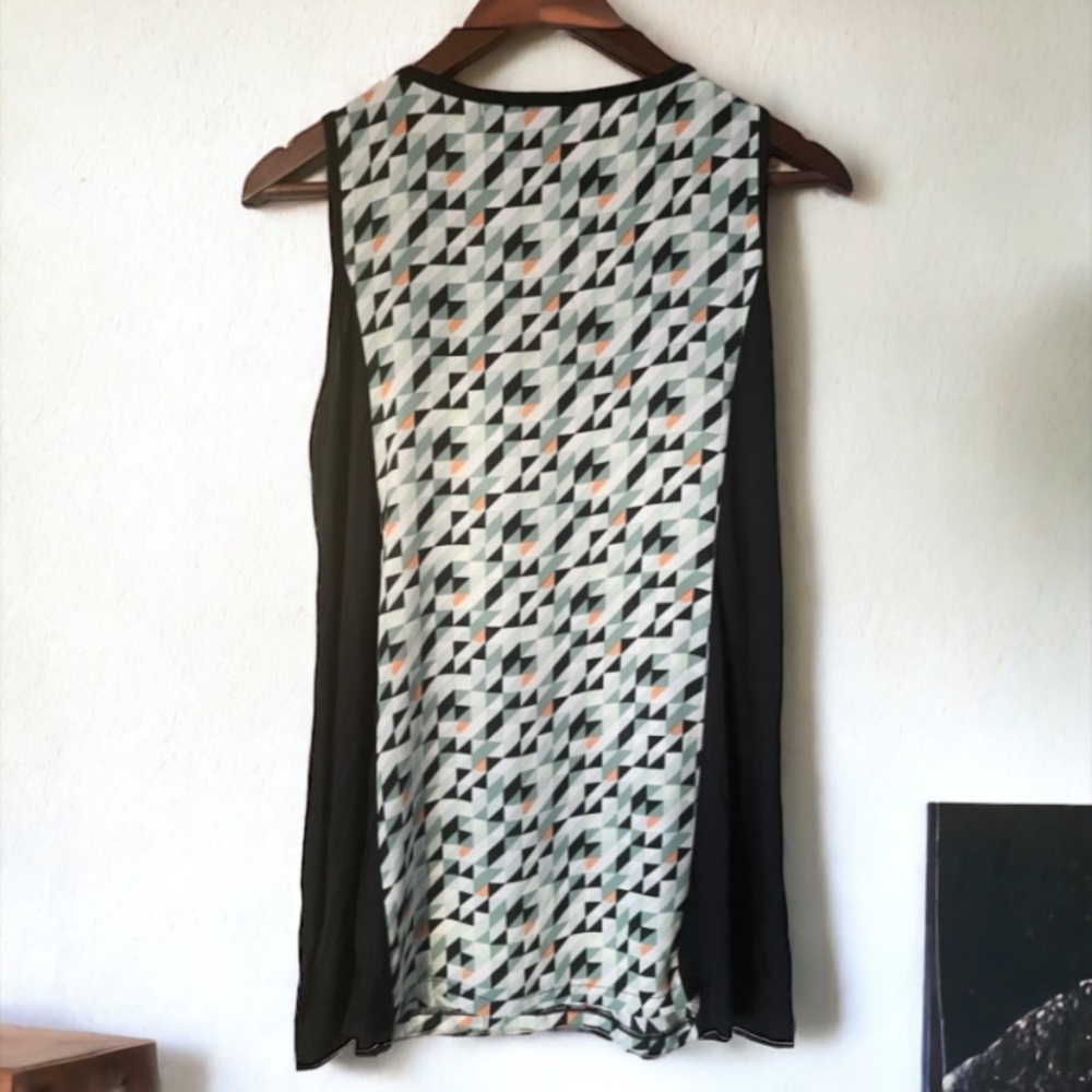 August Silk Sleeveless Tank Top - Picture 8 of 11